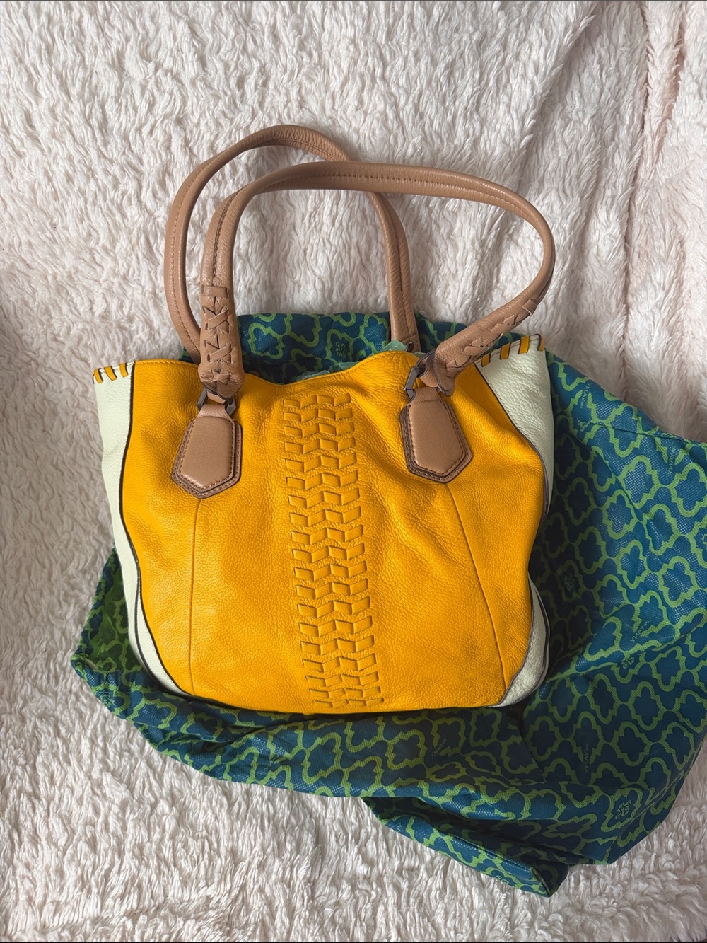(YNAY) Yellow Leather Tote with Tan Handles